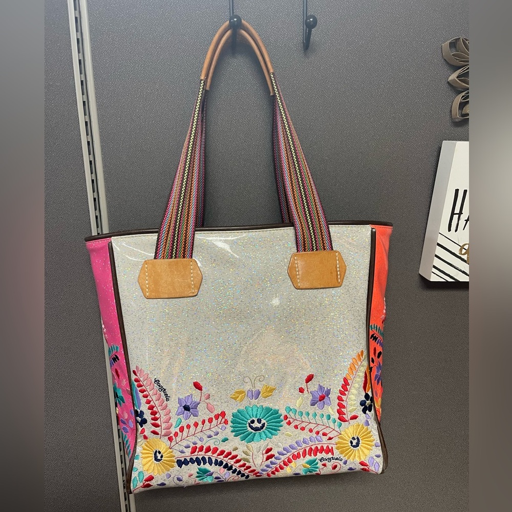 Consuela Classic Tote